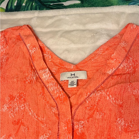 Halston S Coral Lightweight V Neck Button Front Casual Spring Summer Blouse - Picture 5 of 7